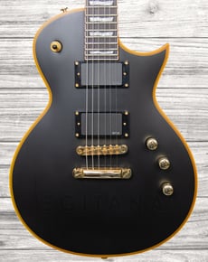 ESP LTD EC-1000 Vintage Black  - Corpo: Mahogany (mogno), Braço: Mahogany (mogno), Escala: Pau Ferro, Perfil do pescoço: U fino (Thin U), Escala: 628 mm, Raio do braço: 350mm, 