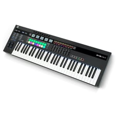Novation 61SL MKIII  - Teclado Controlador com Sequenciador, 49 Teclas semi-ponderadas e sensíveis ao toque com aftertouch, Roda de afinação e modulação, 16 Almofadas de bateria RGB iluminadas e sensíveis à velocidade, 8...