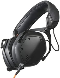 V-MODA <b>CROSSFADE M-100 MASTER</b> Auscultadores Estúdio - V-MODA Crossfade M-100 MASTER Auscultadores de Estúdio, Som de Alta-resolução + Cabo c/ Microfone + Estojo + Sens 103dB, Freq. Resposta 5 - 30.000 Hz + Impedância 32 Ohms + Drivers 50mm, Construído...