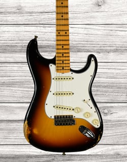 Fender Custom Shop POSTMODERN STRAT MPL JRN - B3TSB - Fabricada na América, Corpo: Alder, Acabamento: Nitrocelulose, Braço: Quartersawn Maple, Construção: Bolt-On, Escala: Maple, 