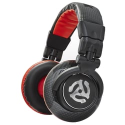 Numark Red Wave Carbon  - Auscultadores de gama completa concebidos especificamente para DJs, Preenchimento de couro de proteína respirável que permanece confortável durante o uso prolongado, Grandes drivers de 50 mm, ímãs ...