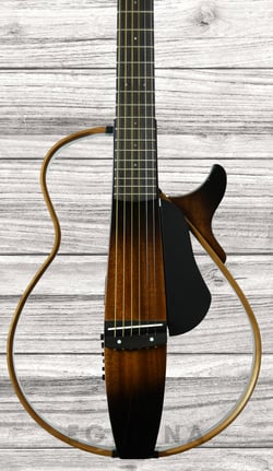 Yamaha SLG200S TBS  - Forma do corpo: APX com Cutaway, Corpo em Mogno, Material da Estrutura em Rosewood e Maple, Braço em Mogno, Escala em Rosewood, Largura do Corpo: 356mm (14), 