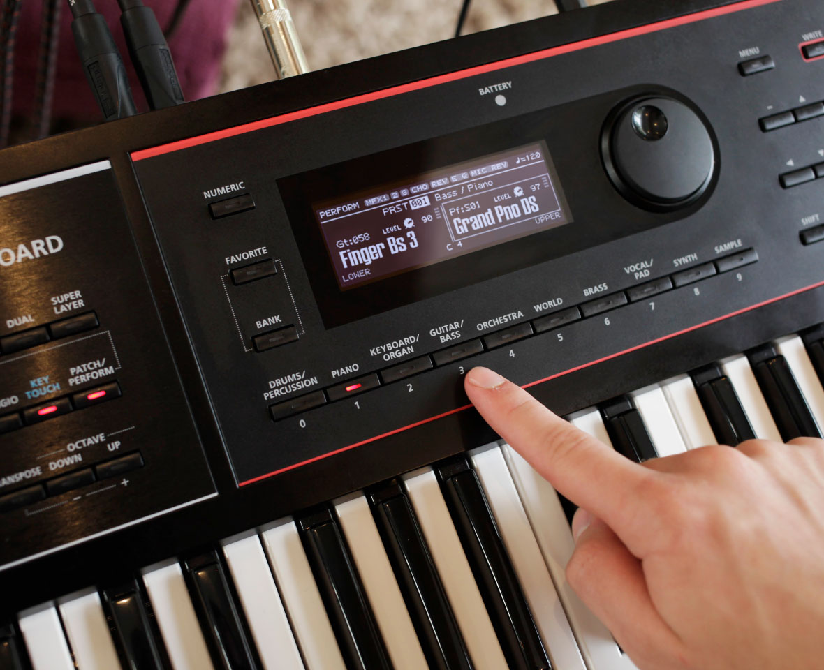 Roland JUNO-DS76 Sintetizador Sequenciador Looper 76 teclas