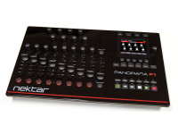 Teclados MIDI Controladores Nektar Panorama P1  B-Stock 