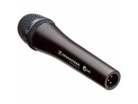  Sennheiser E945  
	Microfone dinâmico super cardióide para vocais com um padrão de captação mais estreiro. Poderoso e rico em detalhes. A escolha ideal quando as vozes precisam se sobressair. Baixo ruído de manuseio. Caixa 100% metálica para uso em palco.
