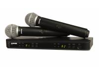  Shure BLX288/PG58  
	Sistema de microfones sem fio Shure BLX288/PG58, composto pelo receptor duplo BLX88, microfones transmissores BLX2 com cápsulas PG58 (cardiod, microfone dinâmico).
	Estes são os microfones sem fio mais acessíveis da Shure - tanto para garantir uma boa qualidade de som, como para garantir uma configuração simples, num desempenho fiável. 

	Os sistemas BLX são compatíveis com inúmeros outros sistemas, seja em palco, seja em estúdio. 
